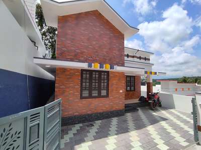 Exterior Designs by Civil Engineer PS Builders , Thiruvananthapuram | Kolo