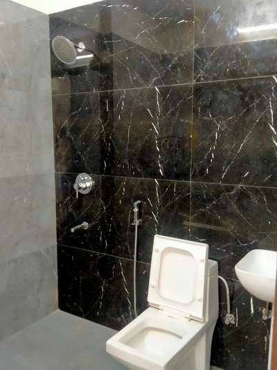 Bathroom Designs by Contractor Ranjeet Raghav, Gurugram | Kolo