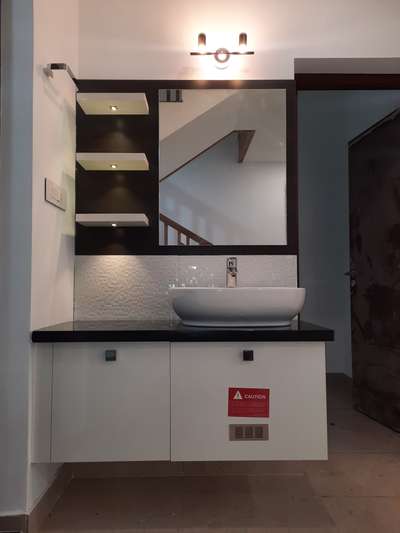 Bathroom Designs by Plumber Praveen Kumar, Alappuzha | Kolo