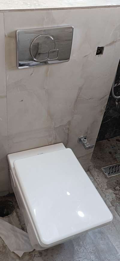 Bathroom Designs by Plumber Zakir Plumber Zakir Plumber, Gautam Buddh Nagar | Kolo