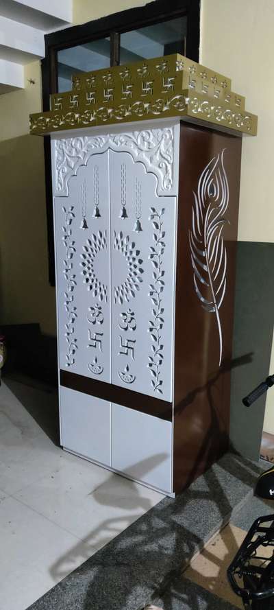 Prayer Room Designs by Carpenter Pankaj Vishwakarma, Bhopal | Kolo
