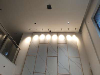 Ceiling, Lighting, Wall Designs by Contractor Virendra Kumar, Gurugram | Kolo