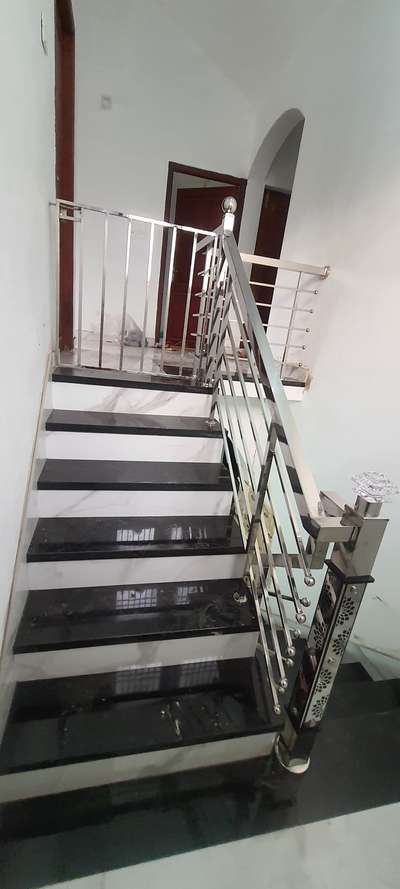 Staircase Designs by Fabrication & Welding Vishak Vis, Kozhikode | Kolo