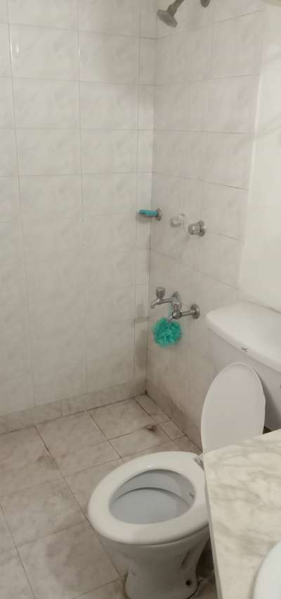 Bathroom Designs by Building Supplies Rakesh Raniwal, Gurugram | Kolo