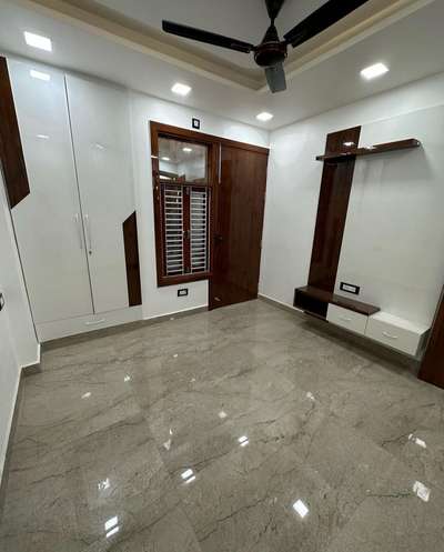 Flooring, Storage Designs by Contractor Ashish Dhoriya, Indore | Kolo