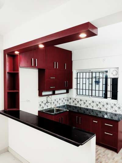 Kitchen, Storage Designs by Interior Designer POLYGON INTERIORS AND DESIGNERS, Alappuzha | Kolo