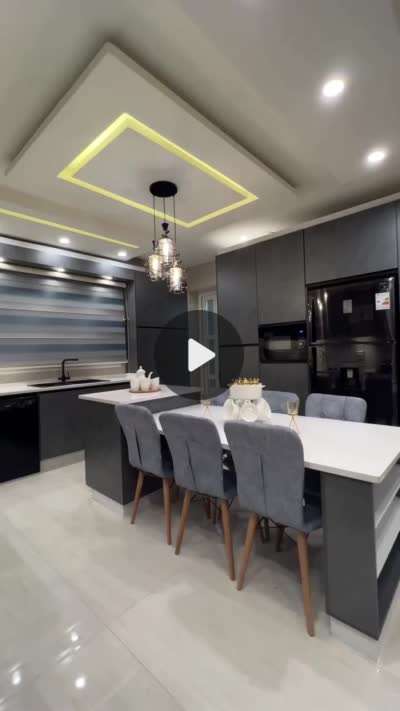 Dining, Kitchen Designs by Interior Designer NCR Home interior, Gurugram | Kolo