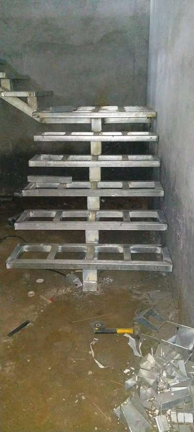 Staircase Designs by Contractor sarath anu, Alappuzha | Kolo