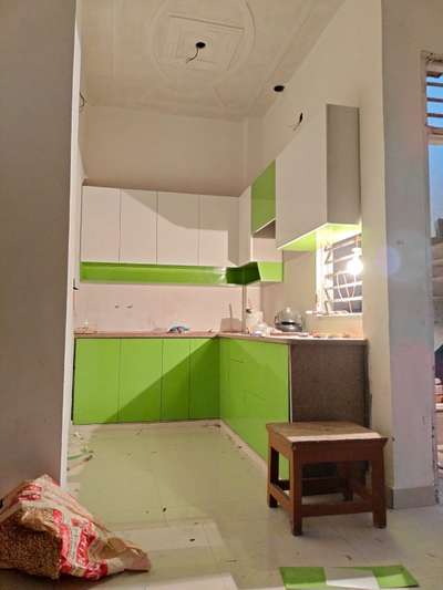 Kitchen, Storage Designs by Carpenter Sabiluddin Saifi, Hapur | Kolo