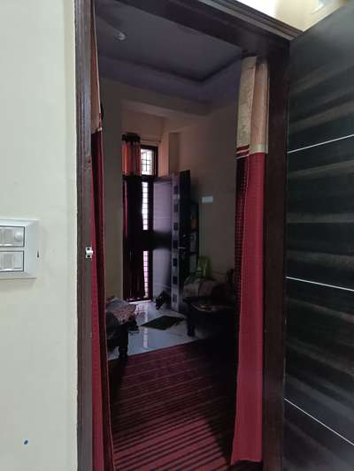 Door, Flooring Designs by Contractor Farmu Saifi, Ghaziabad | Kolo