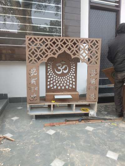 Prayer Room Designs by Carpenter Sabu Saifi, Gautam Buddh Nagar | Kolo