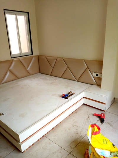 Furniture, Storage, Bedroom, Window Designs by Carpenter Ratan  lal, Ujjain | Kolo
