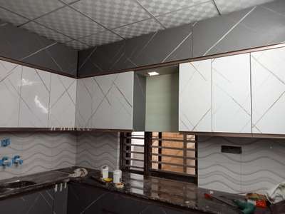 Kitchen, Storage, Window Designs by Carpenter pawan kumar, Delhi | Kolo