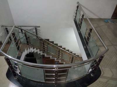 Staircase Designs by Contractor shabeer m b shabeer m b, Thrissur | Kolo