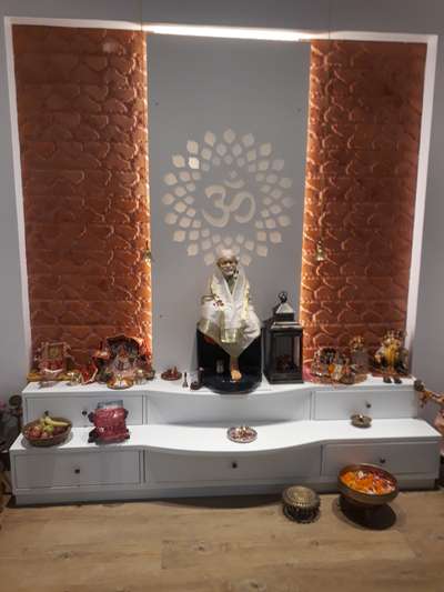 Lighting, Prayer Room, Storage Designs by Carpenter sharma  jee, Gurugram | Kolo
