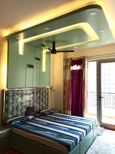 Ceiling, Furniture, Storage, Bedroom, Wall Designs by Contractor Md Alam, Gurugram | Kolo