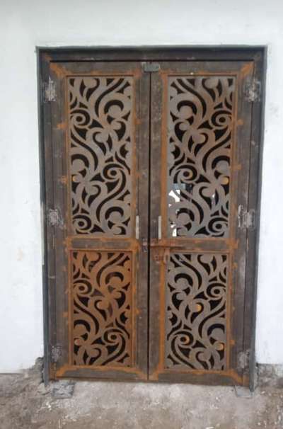 Door Designs by Fabrication & Welding Gunjesh K Kumar, Indore | Kolo