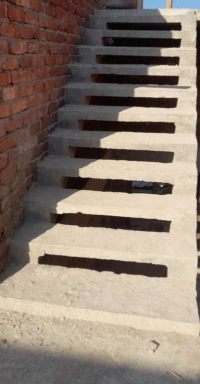 Staircase Designs by Contractor JUNAID KHAN, Delhi | Kolo