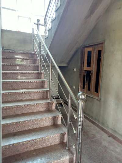 Staircase Designs by Carpenter dinesh jangir, Sikar | Kolo
