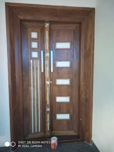 Door Designs by Contractor Santhosh  Santhosh , Malappuram | Kolo