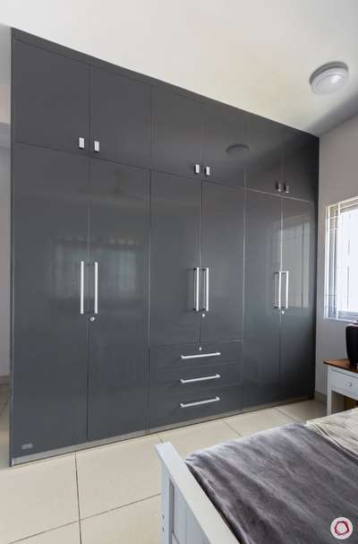 Bedroom, Furniture, Storage Designs by Carpenter saloni wood workar, Sonipat | Kolo