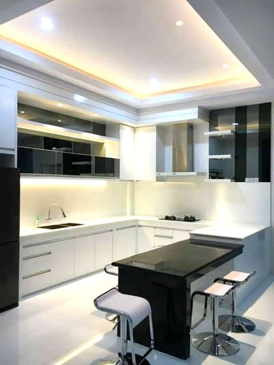Kitchen, Lighting, Storage Designs by Interior Designer MAJESTIC INTERIORS ™, Faridabad | Kolo