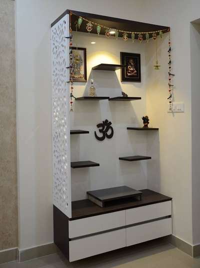 Lighting, Prayer Room, Storage Designs by Carpenter ഹിന്ദി Carpenters  99 272 888 82, Ernakulam | Kolo