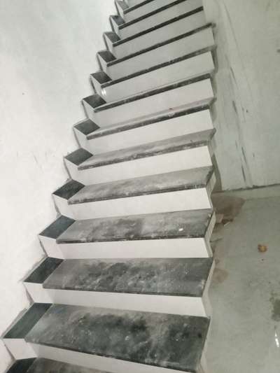 Staircase Designs by Flooring sudheer sulaiman, Alappuzha | Kolo