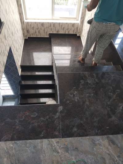 Staircase, Window Designs by Contractor prashant kumar, Delhi | Kolo