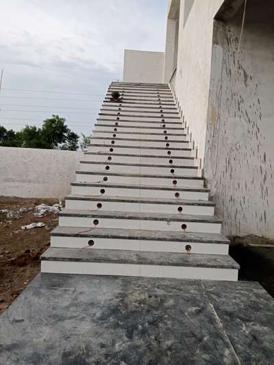 Staircase Designs by Contractor Bharat Singh Jatav, Bhopal | Kolo