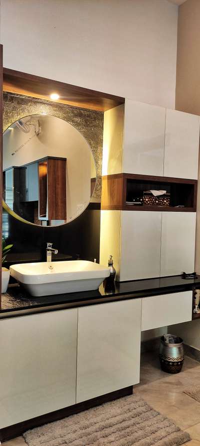Lighting, Bathroom Designs by Civil Engineer KUDIL BUILDERS   INTERIORS, Thrissur | Kolo