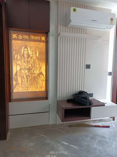 Prayer Room, Storage Designs by Contractor Khushal Interiors nd decorate, Delhi | Kolo