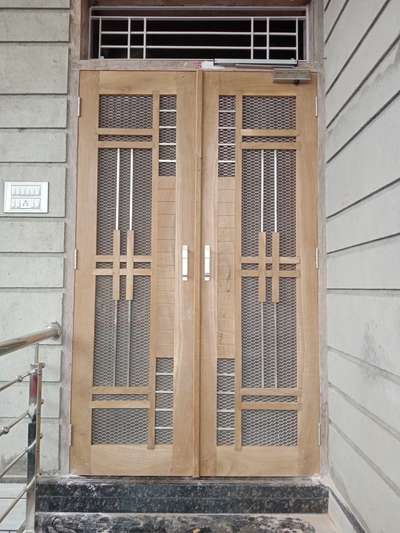 Door Designs by Carpenter Pintoo Jangir, Sikar | Kolo