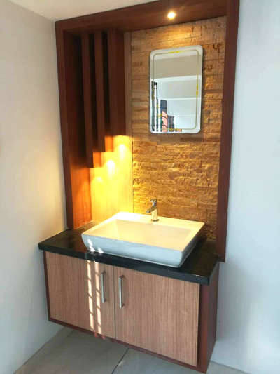 Bathroom Designs by Carpenter hindi bala carpenter, Malappuram | Kolo