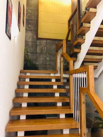Staircase Designs by Interior Designer jithil vadakkepatte, Kozhikode | Kolo