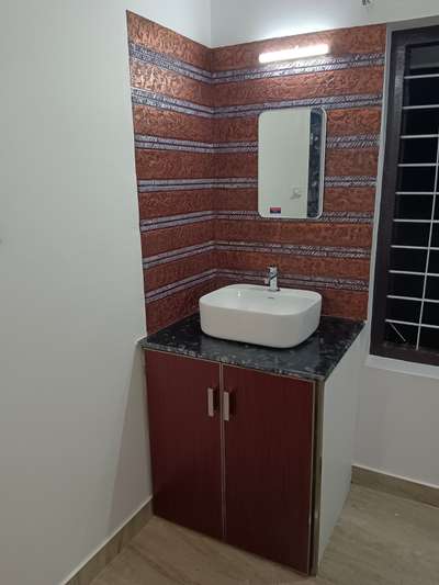 Bathroom Designs by Contractor Aamis Homes Designs  Builders, Thrissur | Kolo