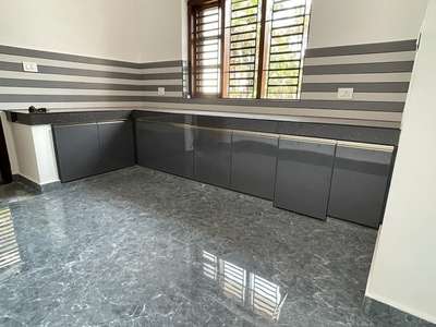 Kitchen, Storage, Window Designs by Contractor HR Home BUILDERS , Kannur | Kolo