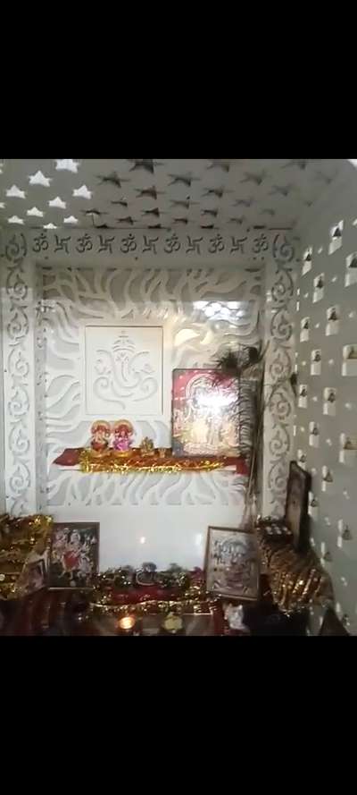 Prayer Room, Storage, Wall Designs by Contractor Jakir Siddiqui, Ghaziabad | Kolo