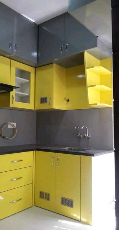 Storage, Kitchen Designs by Carpenter RAKESH JANGRA, Faridabad | Kolo