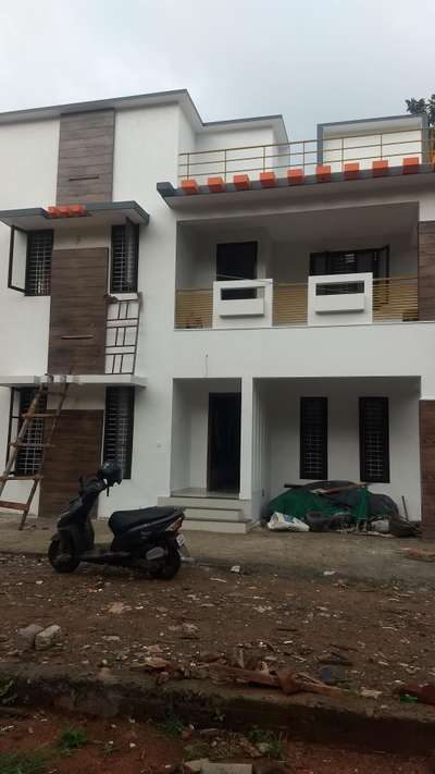 Exterior Designs by Contractor Daya Homes Homes, Thiruvananthapuram | Kolo