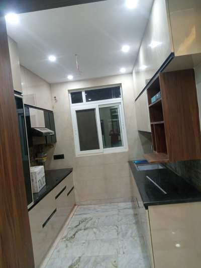 Ceiling, Kitchen, Lighting, Storage, Window Designs by Interior Designer DIVAKAR SINGH, Ghaziabad | Kolo