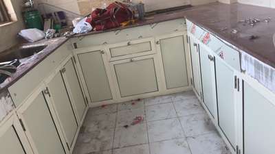 Kitchen, Storage Designs by Glazier Nishar Khan, Faridabad | Kolo