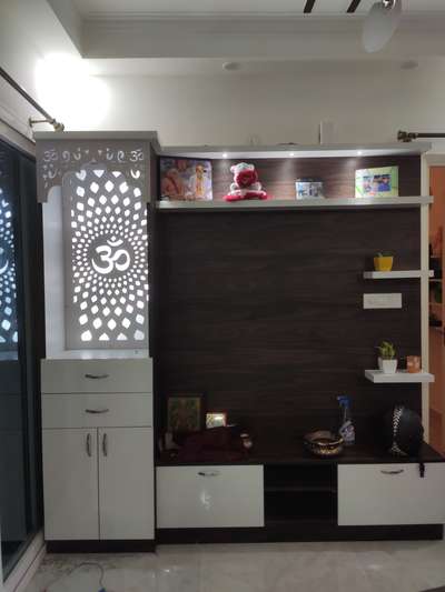 Lighting, Prayer Room, Storage Designs by Carpenter mohd faheem, Gautam Buddh Nagar | Kolo