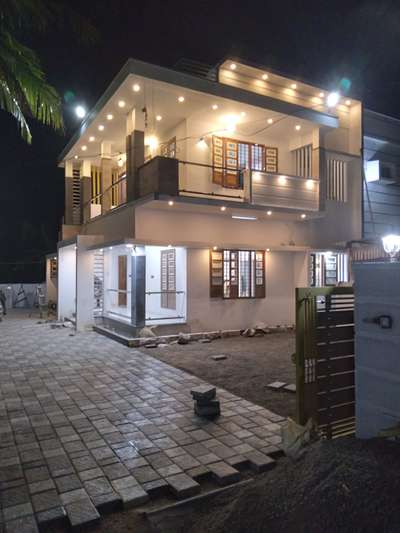 Exterior, Lighting Designs by Interior Designer biju vrindhavan, Thiruvananthapuram | Kolo