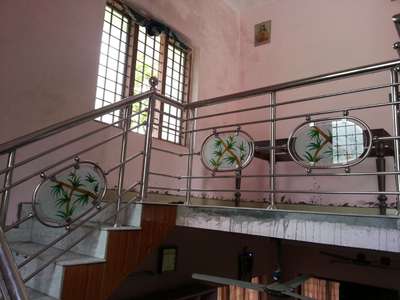 Staircase Designs by Contractor shabeer m b shabeer m b, Thrissur | Kolo