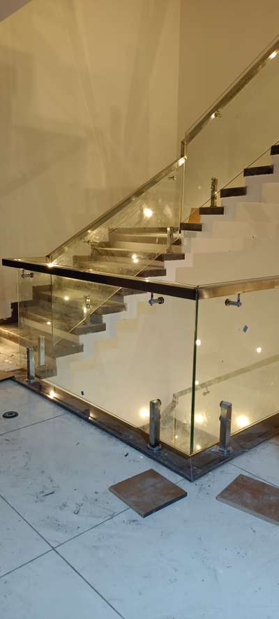 Staircase Designs by Building Supplies Perfect Glass, Indore | Kolo