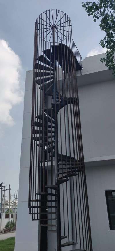 Staircase Designs by Fabrication & Welding arman steel  arman, Sonipat | Kolo