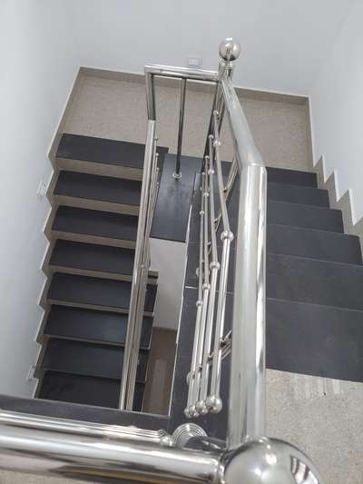 Staircase Designs by Flooring Sumesh Shadow, Wayanad | Kolo
