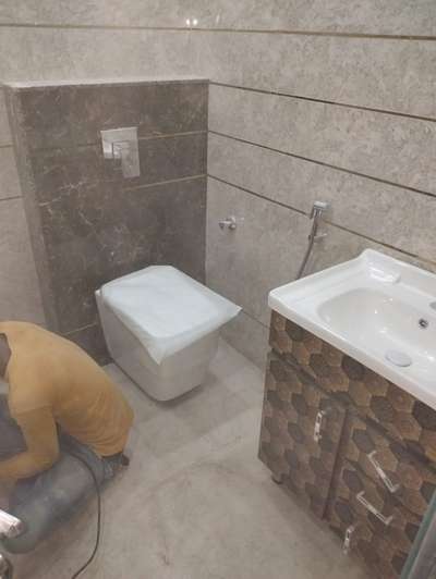 Bathroom Designs by Building Supplies Parmaswar lal, Ajmer | Kolo