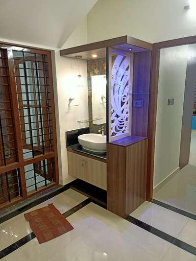 Bathroom Designs by Carpenter MANOJ MOHANAN, Thiruvananthapuram | Kolo